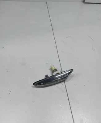 BMW 3 E46 Front fender indicator light