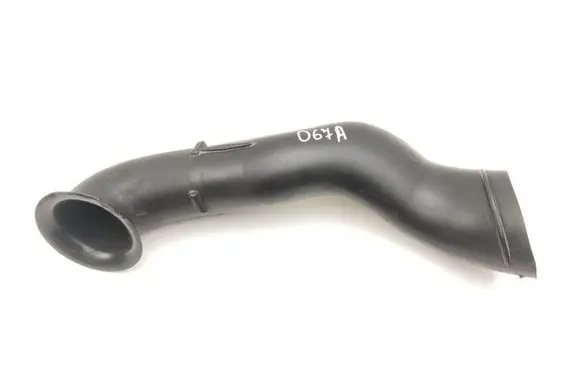 Air intake hose/pipe