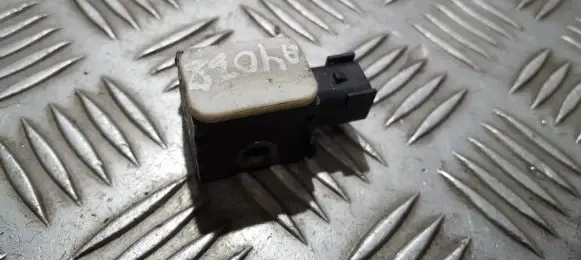 Hyundai Santa Fe Airbag deployment crash/impact sensor 959202b000