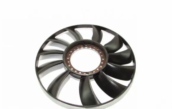 Volkswagen PASSAT B5 Fan impeller 058121301B