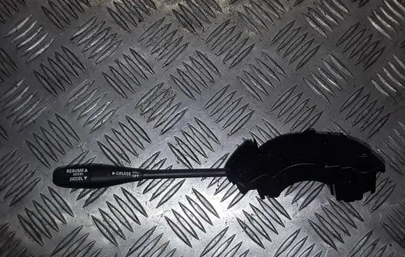 Chrysler 300 - 300C Cruise control stalk 01311205