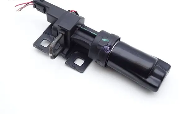 Renault Vel Satis Tailgate/trunk/boot lock/catch/latch 8200014027