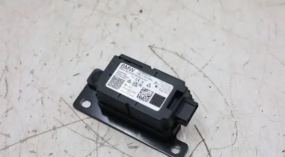 BMW X5 G05 Aerial antenna amplifier 7928694