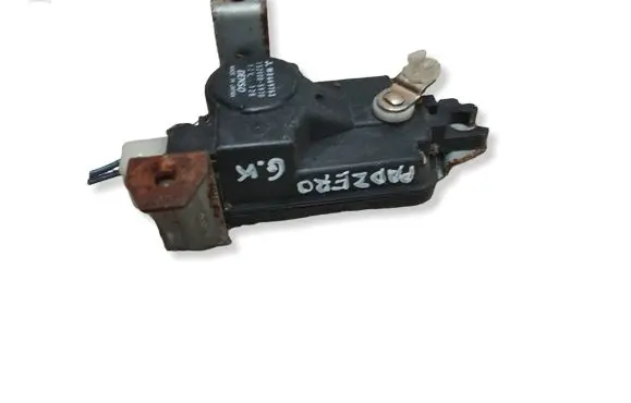 Mitsubishi Pajero Central locking motor MB669753 1528005970