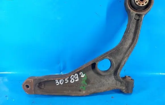 Chrysler 200 Front lower control arm/wishbone 5085807AC