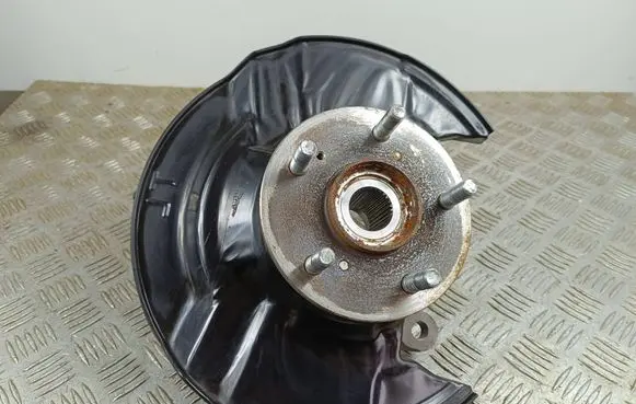 Honda CR-V Front wheel hub