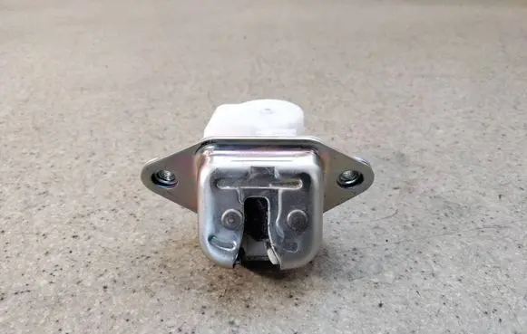 Subaru XV II Tailgate/trunk/boot lock/catch/latch