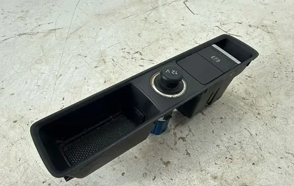 Audi Q3 F3 Hand parking brake switch 83B863349