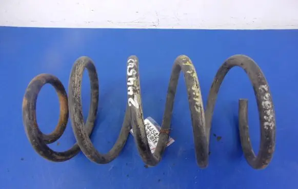 Mercedes-Benz Vito Viano W638 Front coil spring