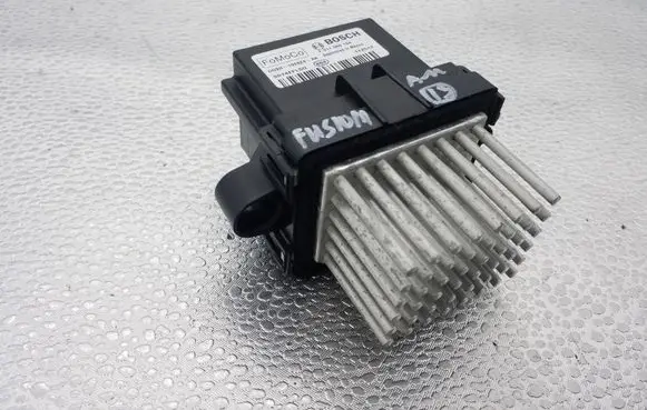 Ford Fusion II Heater blower motor/fan resistor DG9H19E624AA F011500104