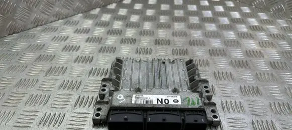 Nissan Juke I F15 Engine control unit/module 23710BJ91B