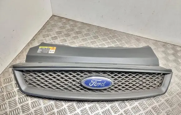 Ford Focus Front grill 4m518c436a 4m518138ae