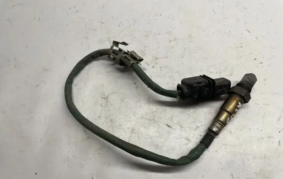 Mercedes-Benz C W204 Lambda probe sensor 1928404682