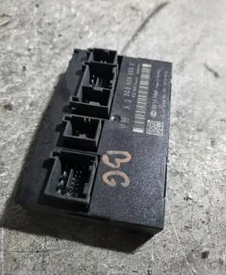 Volkswagen Golf IV Comfort/convenience module 3C0959433K 5DK00906402 S0455H038