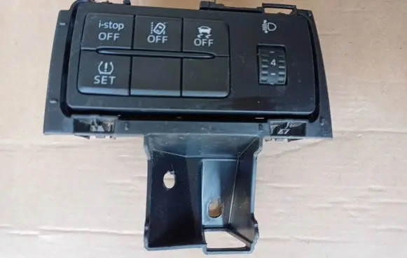 Mazda 2 Headlight level height control switch DH7K-66-170A DH7K66170A