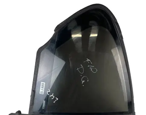 BMW 5 F10 F11 Rear vent window glass 7182026