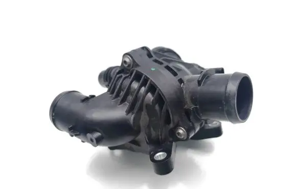 Thermostat/thermostat housing