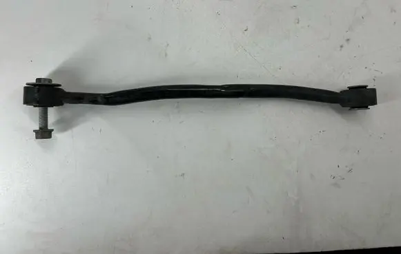 Dodge Charger Rear control arm 68051639AB 639AB