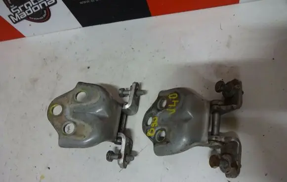 Volvo S40, V40 Front door hinges set 