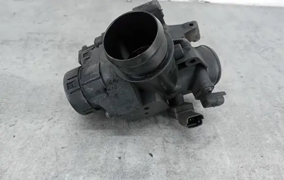 Ford Focus Throttle body valve 9655971880
