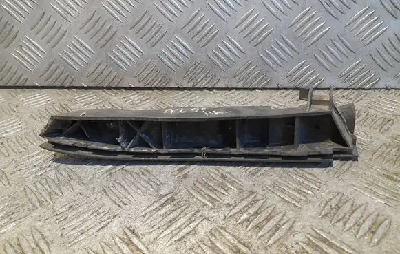 Audi A3 S3 8L Front bumper mounting bracket 8L0807183