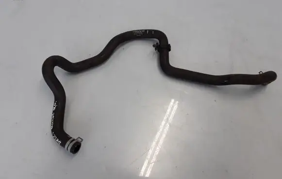 Volvo XC90 Engine coolant pipe/hose 31338391
