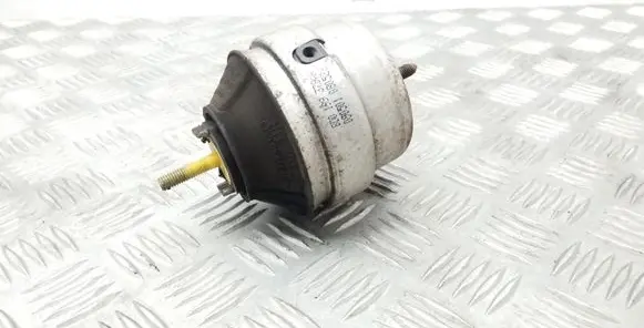 Seat Exeo (3R) Engine mount bracket 8D0199379AR