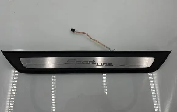 BMW 5 G30 G31 G38 Front sill trim cover 7405774 00000807 BS000006902
