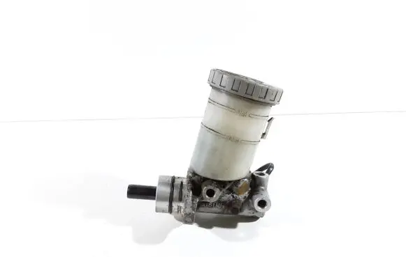 Suzuki Grand Vitara I Master brake cylinder