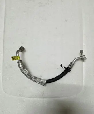 Dodge Durango Air conditioning (A/C) pipe/hose 68217212AB
