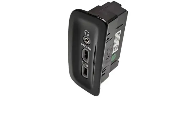 Chrysler Pacifica USB socket connector 68229844AC 53408466 5VT19TRMAB