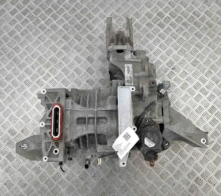Nissan Leaf II (ZE1) Engine 332513NF0A 0438000060