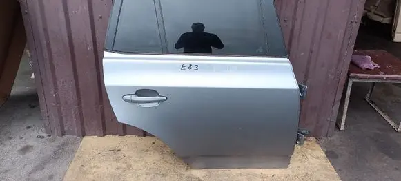 BMW X3 E83 Rear door 