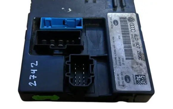 Audi Q7 4L Comfort/convenience module 4L0907289C 4L0910289F
