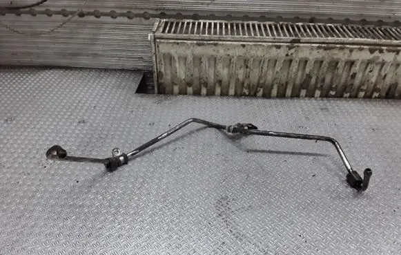 Seat Altea XL Turbo turbocharger oiling pipe/hose