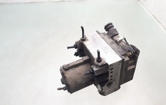 Audi A4 S4 B5 8D ABS Pump 8D0614111 0265214002 0130108058