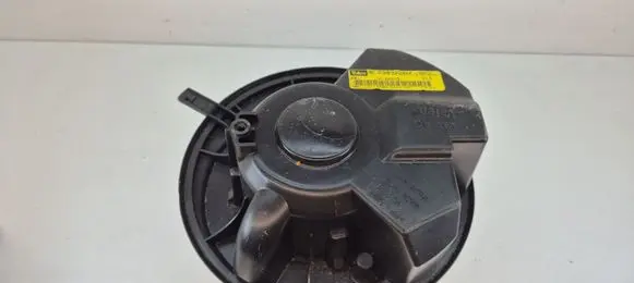 Volkswagen Golf V Heater fan/blower 1K1820015
