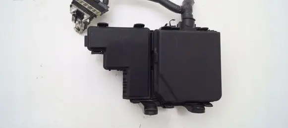 Nissan X-Trail T32 Fuse module 284B74BA0A