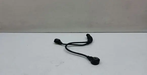 BMW 3 E92 E93 Detonation knock sensor 7568422