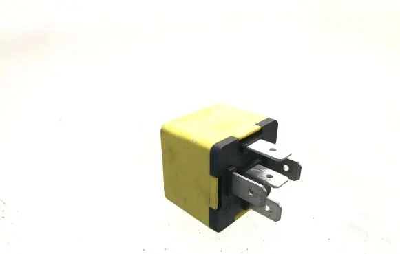 Renault Scenic II - Grand scenic II Other relay 8200051112