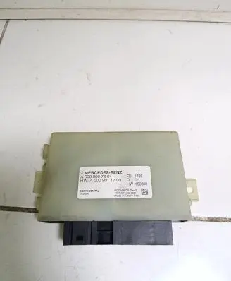 Mercedes-Benz E W213 Reducing agents exhaust control unit A0009011703 A0009007604