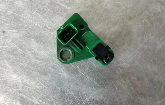 Peugeot 5008 II Crankshaft position sensor 9677539480
