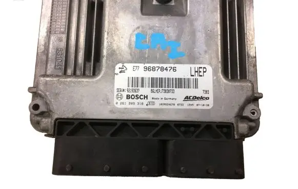 Chevrolet Captiva Engine control unit/module ECU 96878476 92193637 0261209318