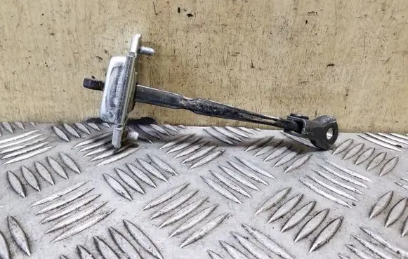 KIA Sorento Front door check strap stopper