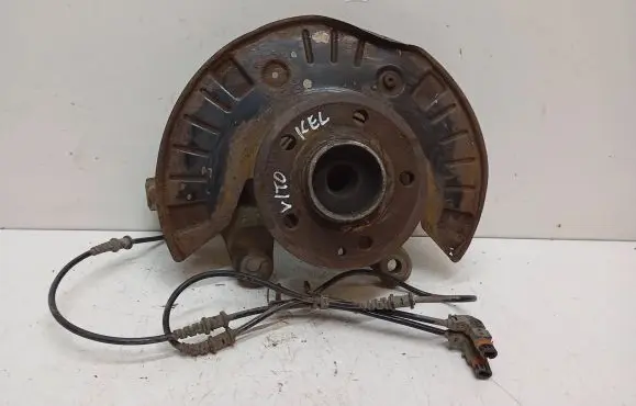 Mercedes-Benz Vito Viano W639 Front wheel hub