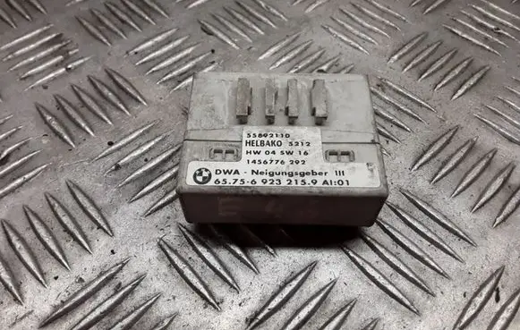 BMW 3 E46 Yaw turn rate sensor 657569232159 145776292