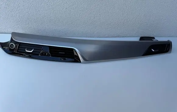 BMW 5 G30 G31 Dash center air vent grill 9329579 09883 26092018