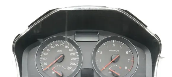 Volvo V50 Speedometer (instrument cluster) 31254775