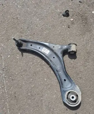 Buick Encore GX I Front lower control arm/wishbone 42742494