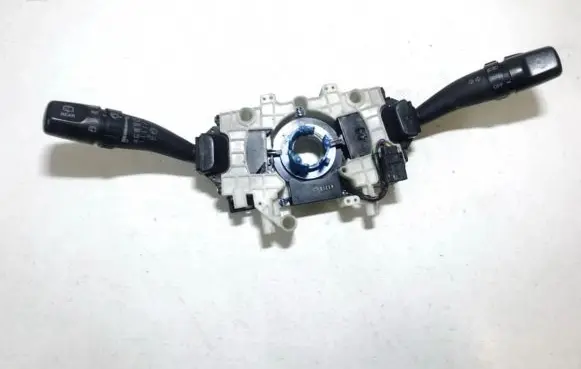 Hyundai Tucson JM Wiper turn signal indicator stalk/switch 202003219
